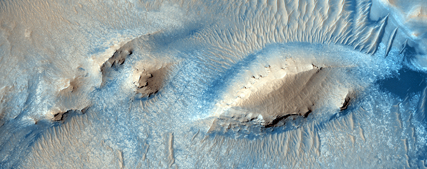 Active Erosion in Pasteur Crater